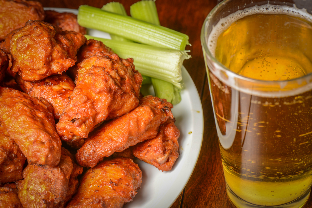Super bowl wing specials Feb 04, · Super Bowl 52 Wing Deals Chicken wings are classic football food, a favorite Super Bowl appetizer and one of the most popular late-night takeout orders nationwide.